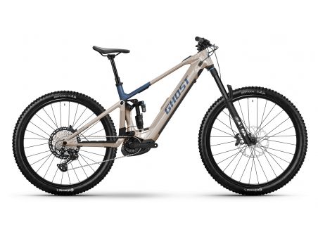 E-Riot CF Pro – M